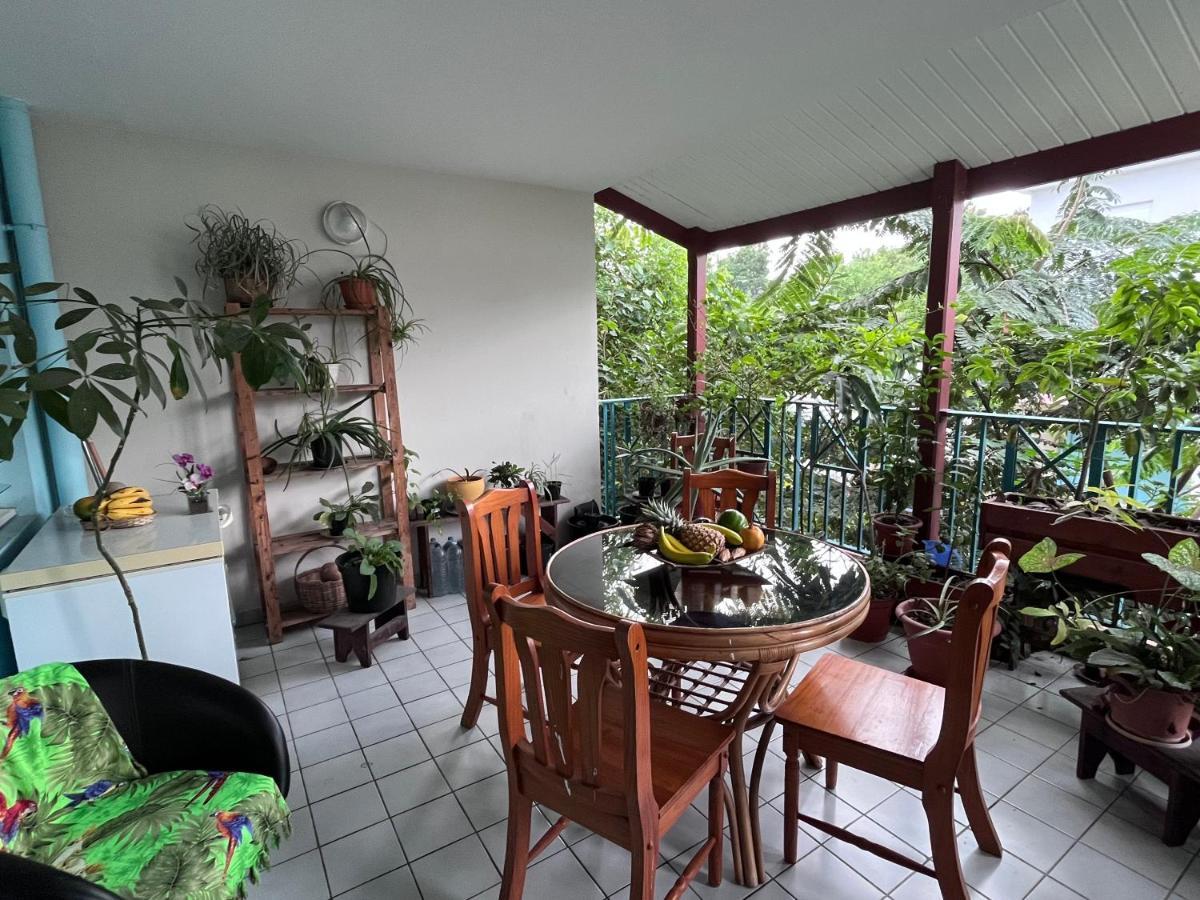 Chambre Chez L'Habitant A 5Mn De L'Aeroport เลส์อาบิมส์ ภายนอก รูปภาพ