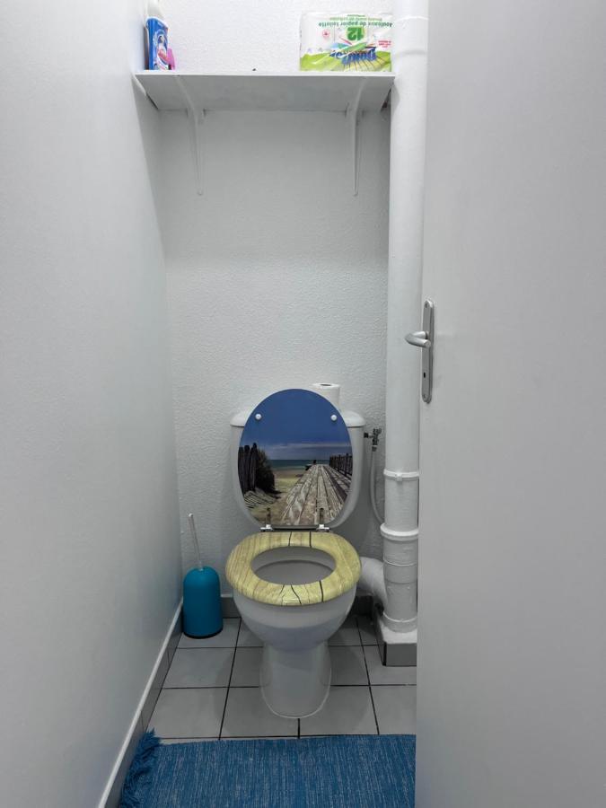 Chambre Chez L'Habitant A 5Mn De L'Aeroport เลส์อาบิมส์ ภายนอก รูปภาพ